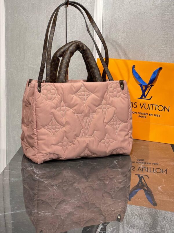 Louis Vuitton Onthego Puffer Design Women Handbag - Image 3